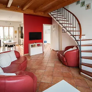 Apartament Accomodo Mit39 Trivano San Siro, Mediolan